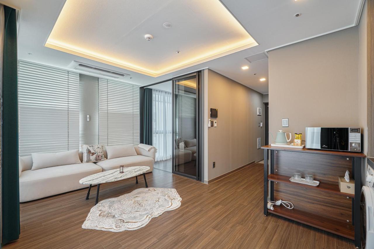 Sienna Ambassador Residence Busan Exterior foto