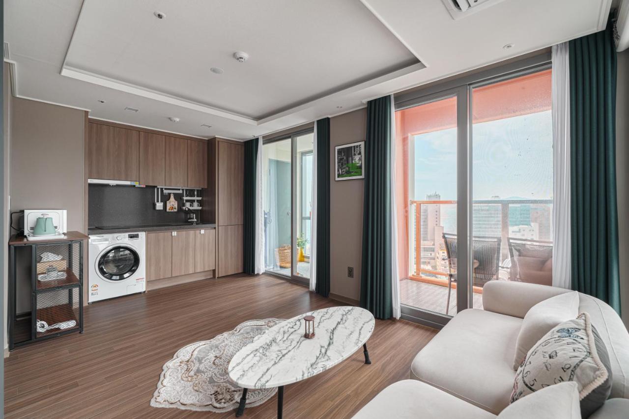 Sienna Ambassador Residence Busan Exterior foto